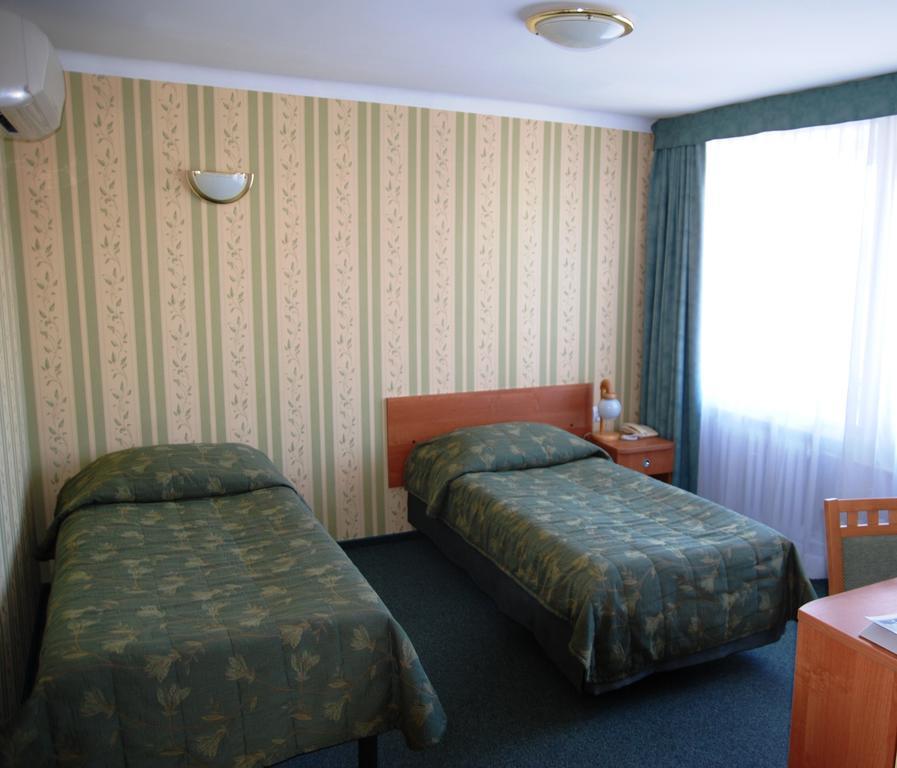 Hotel Swiatowit Łódź Extérieur photo