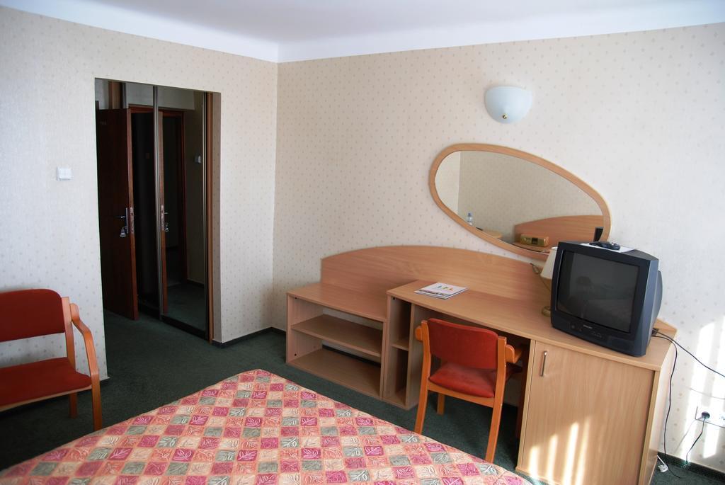 Hotel Swiatowit Łódź Extérieur photo
